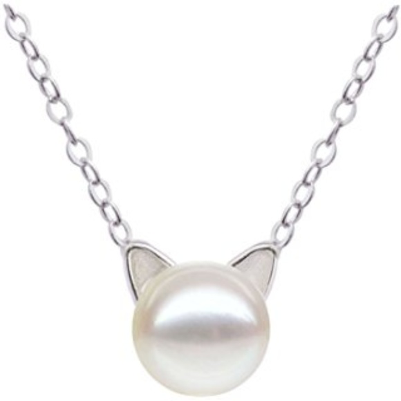 Jewelry - Silver shell Pearl Cat Necklace